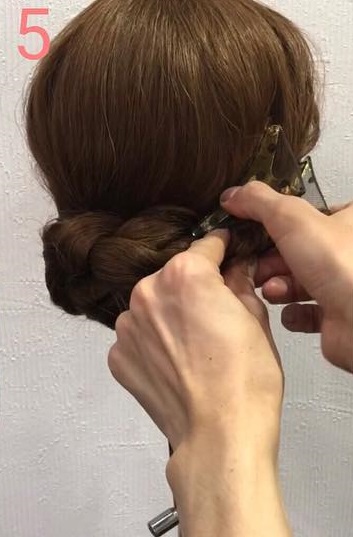 クリップでおしゃれ度倍増☆お出かけにしていきたいまとめ髪アレンジ5