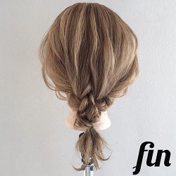 初級編 ミディアムヘアのポニーテール 忙しい朝でも簡単ヘアアレンジ ヘアレシピ 頭美人 初級編 ミディアムヘアのポニーテール 忙しい朝でも簡単ヘアアレンジ ヘアレシピ 頭美人