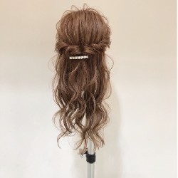 儚げな後ろ姿に♡簡単ハーフアップアレンジ　ヘアアレンジ　ロングヘア