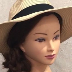 麦わら帽子にぴったりのサイドシニヨンアレンジ☆ ヘアアレンジ ロングヘア