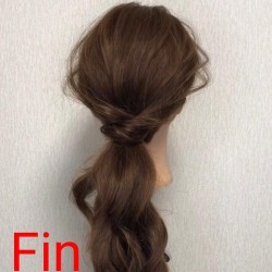 シンプルなのにおしゃれ♪オフィスにもぴったりのゴム隠しポニーテールアレンジ　ヘアアレンジ　ロングヘア