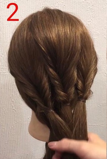 ロングヘアの方必見！くるりんぱ×4でアクセが映える簡単ローポニーテール2