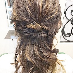 くるりんぱで出来る☆こなれ感ハーフアップアレンジ　ヘアアレンジ　ミディアムヘア