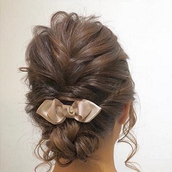 くるりんぱとゆる編みで作れちゃう♡ゆるっと決める簡単お呼ばれヘアアレンジ！　ヘアアレンジ　ミディアムヘア