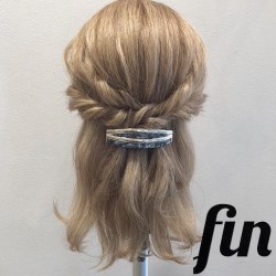 髪の毛が多い方におすすめ♪くるりんぱだけで可愛い!時短ハーフアップアレンジ♡ ヘアアレンジ ミディアムヘア