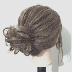 三つ編みで簡単に垢抜けを叶える♡ゆるっとこなれお団子ヘア♪ ヘアアレンジ ロングヘア
