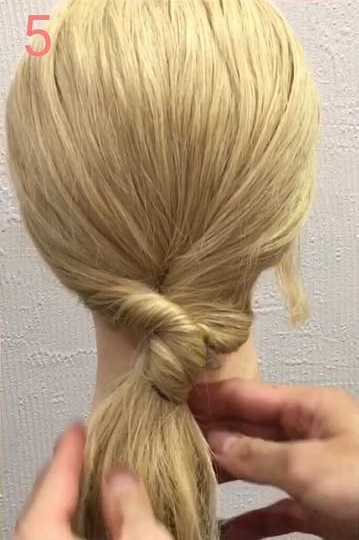 超簡単!なのに超かわいい♡ローポニーテールの作り方 5