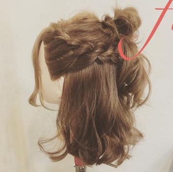 ロープ編みとカールで作る！ふわふわハーフアップお団子♡ - side1