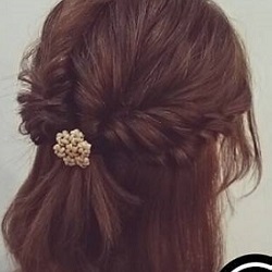 ただのハーフアップとは言わせない！くるりんぱでボブハーフアップ♡　ヘアアレンジ　ショートヘア