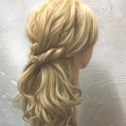 シンプルなのに華やか♪上品なお呼ばれハーフアップアレンジ　ヘアアレンジ　ロングヘア
