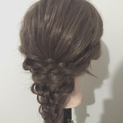 三つ編みとロープ編みだけで本格的な仕上がりに!褒められダウンスタイルアレンジ♡ ヘアアレンジ ロングヘア