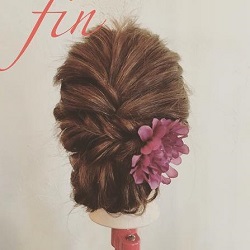 浴衣の時にぴったり!編み込みがポイントの大人っぽいまとめ髪アレンジ♪ ヘアアレンジ ロングヘア