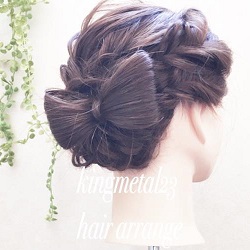 ビッグリボンでみんなの視線を集めたい♡変化球まとめ髪アレンジ ヘアアレンジ ロングヘア