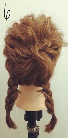 ミディアムヘアでもきれいにまとまる！ふんわりアップスタイルアレンジ☆6