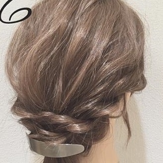 オトナ女子の方必見!初心者でもできるダウンスタイル ヘアアレンジ ミディアムヘア