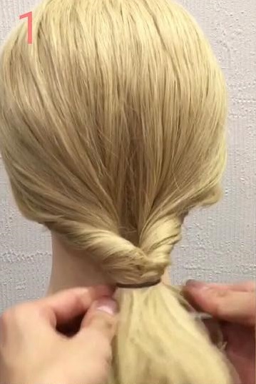 超簡単!なのに超かわいい♡ローポニーテールの作り方 1