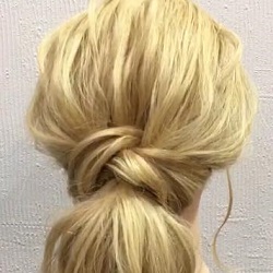 いつものポニーテールがワンランクアップ♪アレンジスティックを使ったシンプルアレンジ　ヘアアレンジ　ミディアムヘア