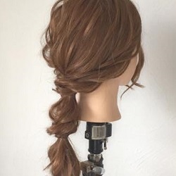 夏にオススメ☆すっきりまとまる大人っぽいロングアレンジ♪ ヘアアレンジ ロングヘア