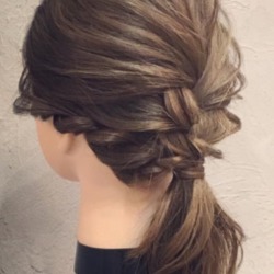 編み込み×ロープ編みをプラスしてワンランクアップ♪オトナ女子にぴったりのポニーテールアレンジ　ヘアアレンジ　ロングヘア
