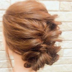 こんなお呼ばれヘアはいかが?セルフで出来ちゃうガーリーヘアアレンジ♡ ヘアアレンジ ロングヘア