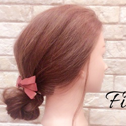 レトロで可愛い♡ツイストで作る、簡単ローシニヨン♪ ヘアアレンジ ロングヘア