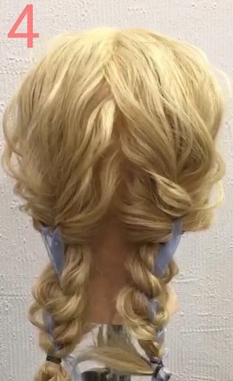 お子さんのアレンジにぴったり♪ヘアピンなしでできるキュートなリボンアレンジ4