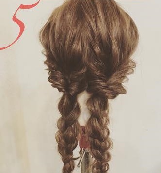 特別な日のアレンジにぴったり♪ヘアアクセサリーが映える、上品アップアレンジ5