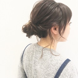 これが出来れば上級者◎周りと差がつくシニヨンアレンジ　ヘアアレンジ　ミディアムヘア
