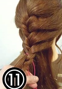 アレンジスティックを使ったワンランク上のお呼ばれヘアアレンジ11