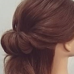 誰にも負けない華やかさで勝負！お呼ばれハーフアップアレンジ　ヘアアレンジ　ロングヘア