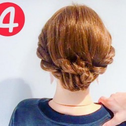 寒い冬でも可愛い後ろ姿に♡マフラーと相性抜群のまとめ髪アレンジ ヘアアレンジ ロングヘア