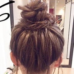 冬にマフラーを巻いても邪魔にならない☆後れ毛がキュートなお団子アレンジ ヘアアレンジ ロングヘア