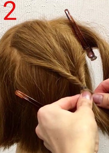 ヘアバトンで周りと差がつく◎ボブの方におすすめのくるりんぱ×ハーフアップアレンジ2