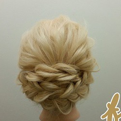 定番なのに無難にならない♪華やかまとめ髪アレンジ ヘアアレンジ ロングヘア