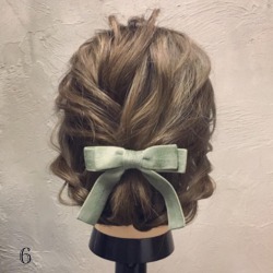 冬に絶対欠かせないアイテム◎コートをもっと素敵に見せてくれる、フェミニンなまとめ髪アレンジ ヘアアレンジ ロングヘア