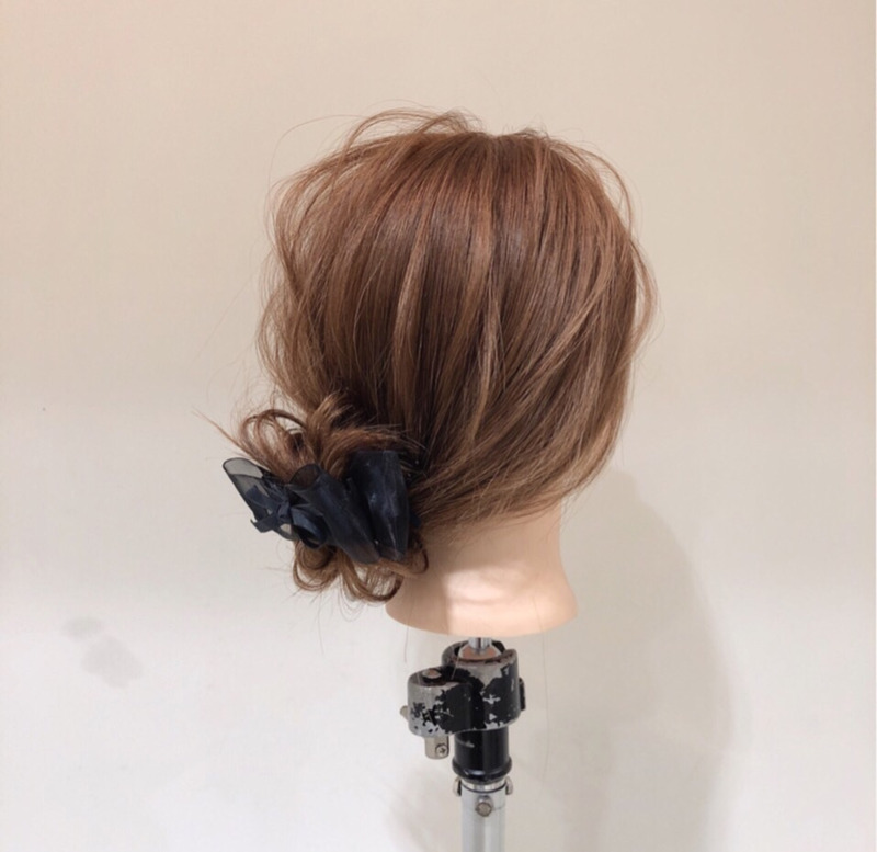 ヘアアクセサリー上手に使えてる オシャレにまとまるバナナクリップアレンジ ヘアレシピ 頭美人