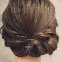 和装にも洋装にも◎誰でも似合う王道まとめ髪アレンジ　ヘアアレンジ　ミディアムヘア