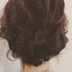 髪でリボンが作れちゃう!アクセサリーがなくても映えるリボンアレンジ♪ ヘアアレンジ ロングヘア