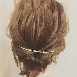 シンプルだけどこなれ感◎ボブヘア×くるりんぱアレンジ ヘアアレンジ ショートヘア