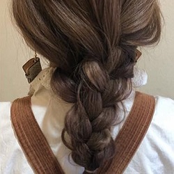 分け目が見えない♡三つ編みアレンジ ヘアアレンジ ロングヘア