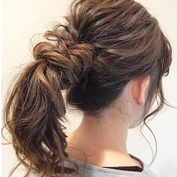 上手に可愛くゴム隠し！お洒落&ゆるふわ三つ編みで作れるポニーテール　ヘアアレンジ　ロングヘア