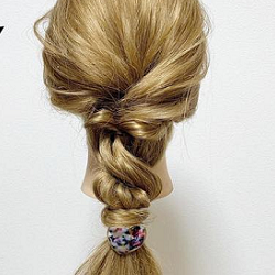 清楚感漂う♪すっきりまとめる大人可愛いへアアレンジ ヘアアレンジ ロングヘア