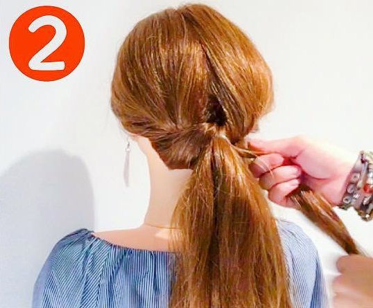 逆りんぱ×くるりんぱで簡単!巻かずにできるローポニーアレンジ2