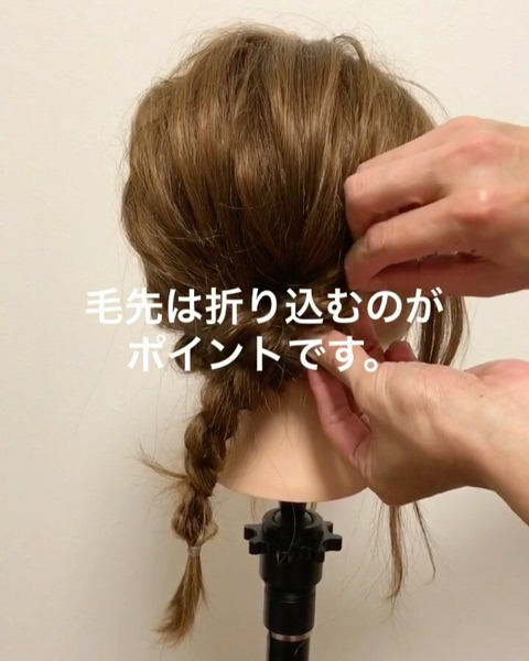 ヘアアレンジがコーデの主役☆周りから褒められる、スカーフ×まとめ髪アレンジ6