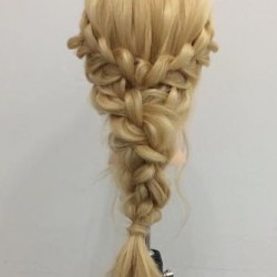 可愛すぎる!カジュアル編みおろしアレンジ♪ ヘアアレンジ ロングヘア