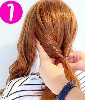 忙しい朝でもすぐに出来る♪ヘアピン不要の簡単くるりんぱアレンジ♡1