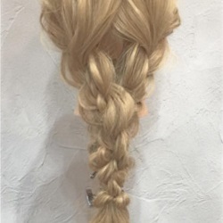 気分はラプンツェル⁉超絶可愛い編みおろしスタイル ヘアアレンジ ロングヘア