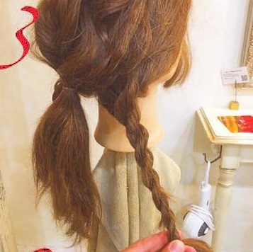 ロングヘアにおすすめ！ロープ編みで簡単まとめ髪アレンジ☆３