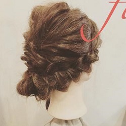 デートにオススメ!ロングヘアさん向け三つ編み&くるりんぱのお洒落アレンジ♪ ヘアアレンジ ロングヘア