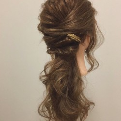 編み込みなしでも大丈夫♪編み込み風ハーフアップアレンジ ヘアアレンジ ロングヘア